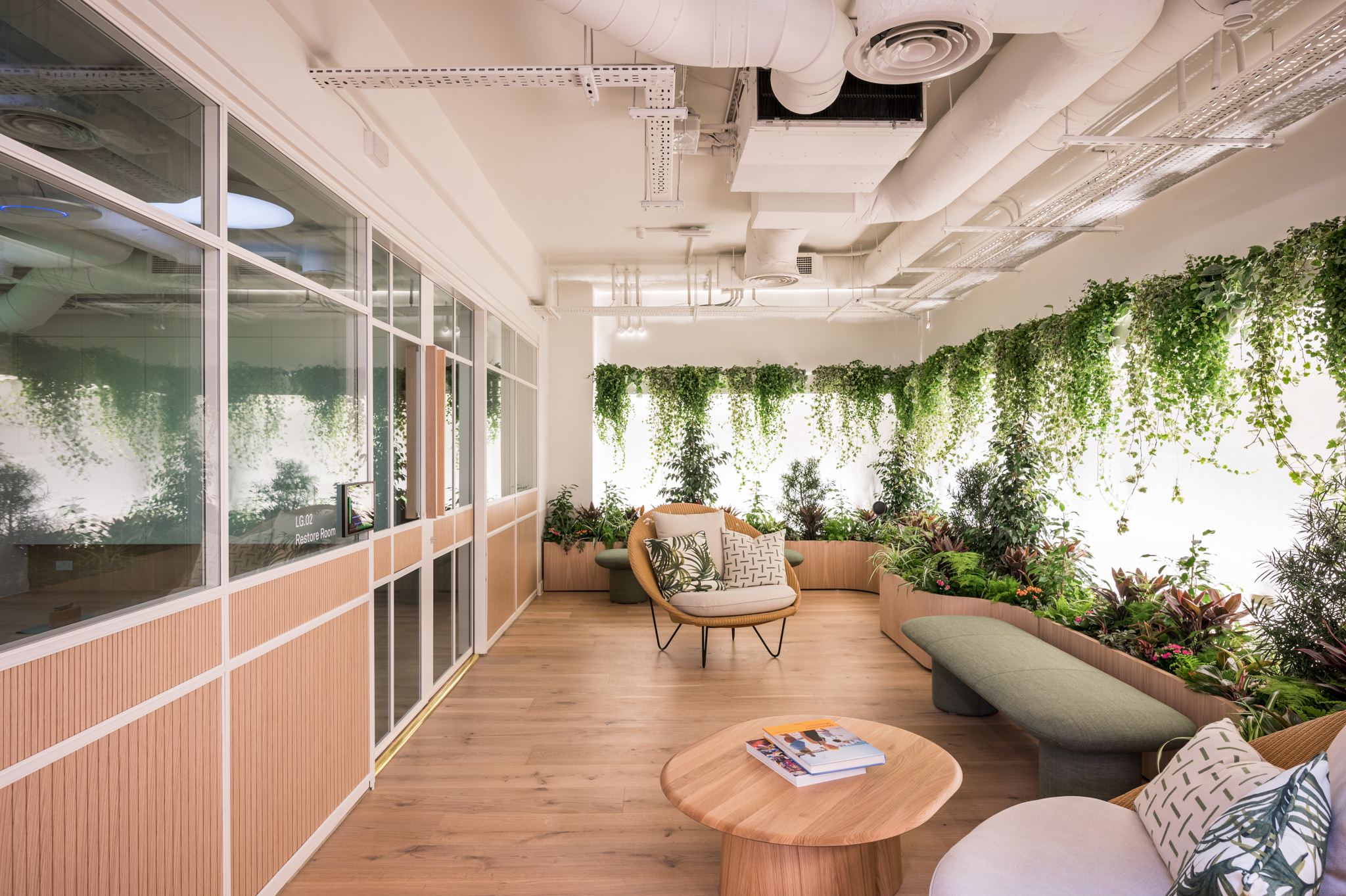 5 top tips for achieving sustainable office interior design